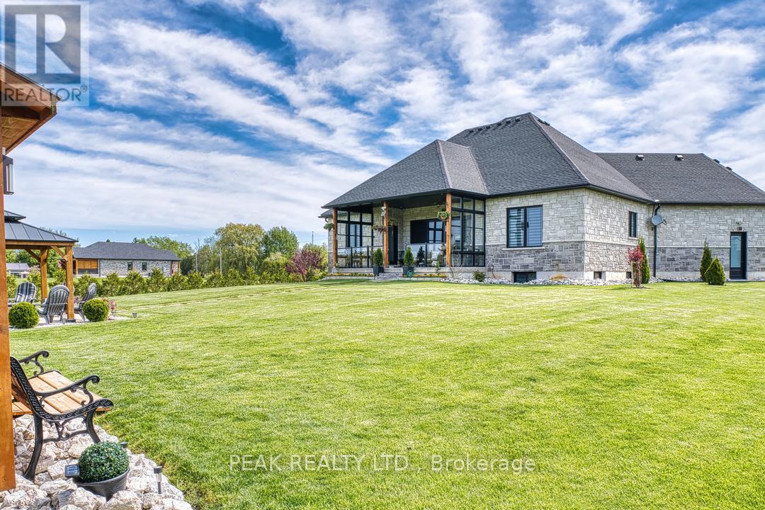 45 Wellington Street S, Ashfield-Colborne-Wawanosh, Ontario  N7A 3X9 - Photo 45 - X12427088