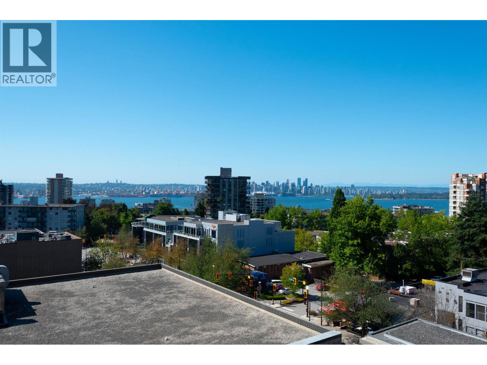 703 111 E 13th Street, North Vancouver, British Columbia  V7L 0C7 - Photo 8 - R3045963