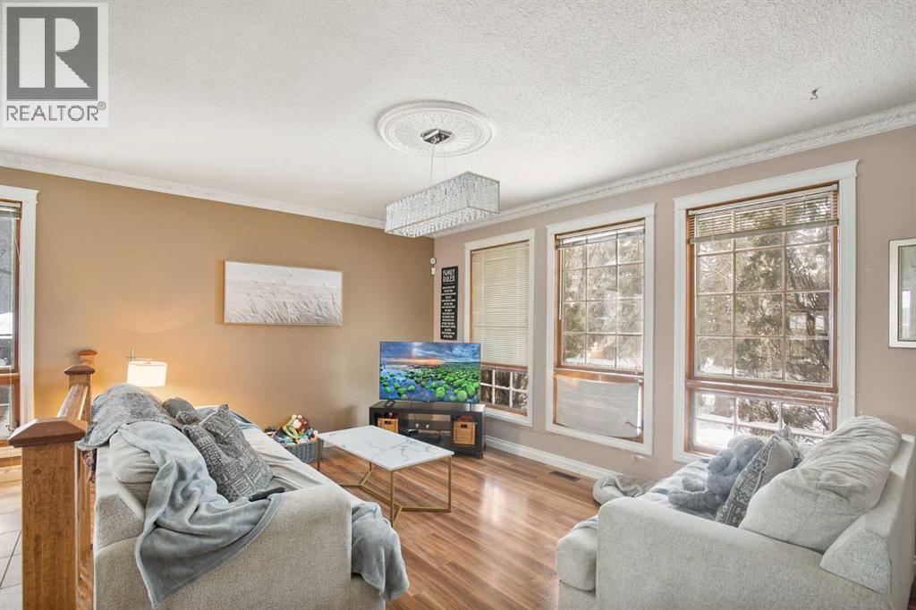 65 Wiltshire Boulevard, Red Deer, Alberta  T4N 6L2 - Photo 4 - A2214228