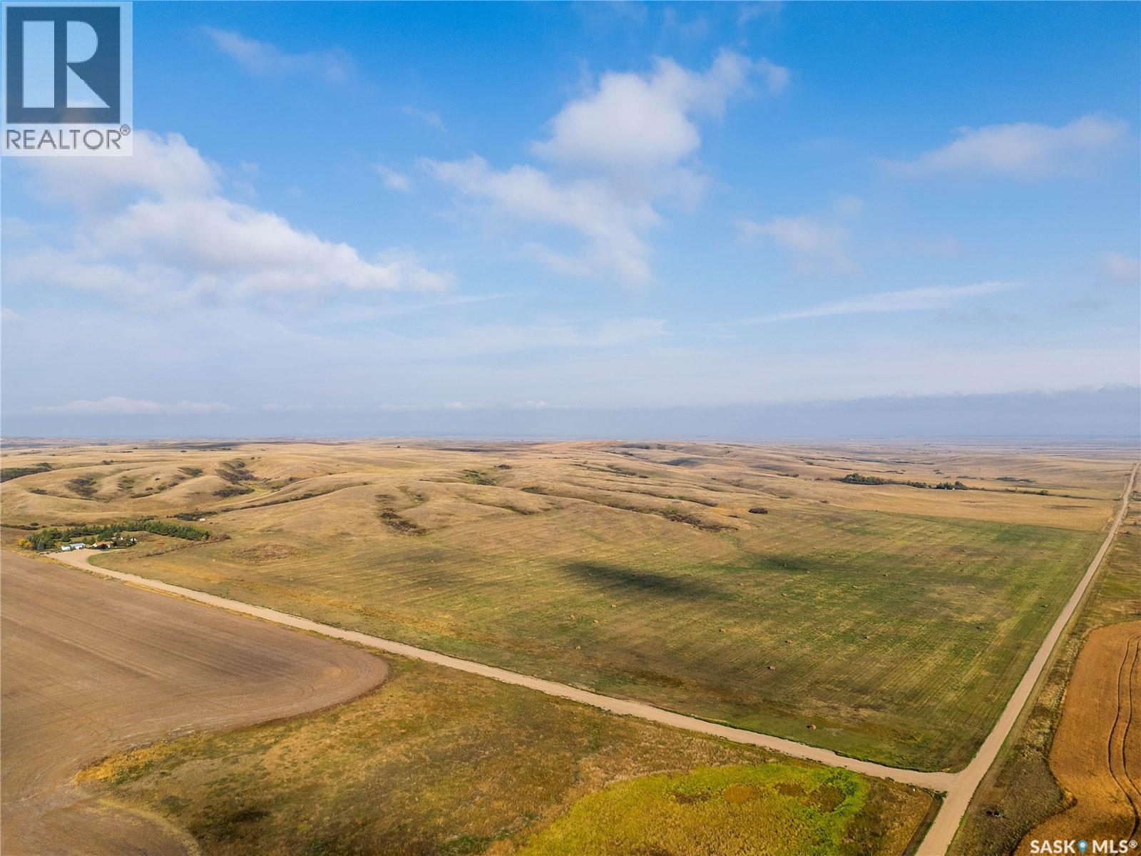 Hobby Farm Near Mortlach, Sk, Wheatlands Rm No. 163, Saskatchewan  S0H 3E0 - Photo 1 - SK019021