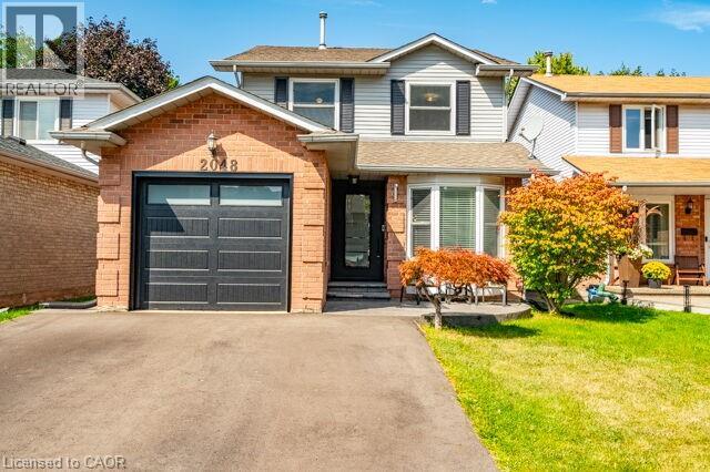 2048 Chrisdon Road, Burlington, Ontario  L7M 3W9 - Photo 1 - 40771523