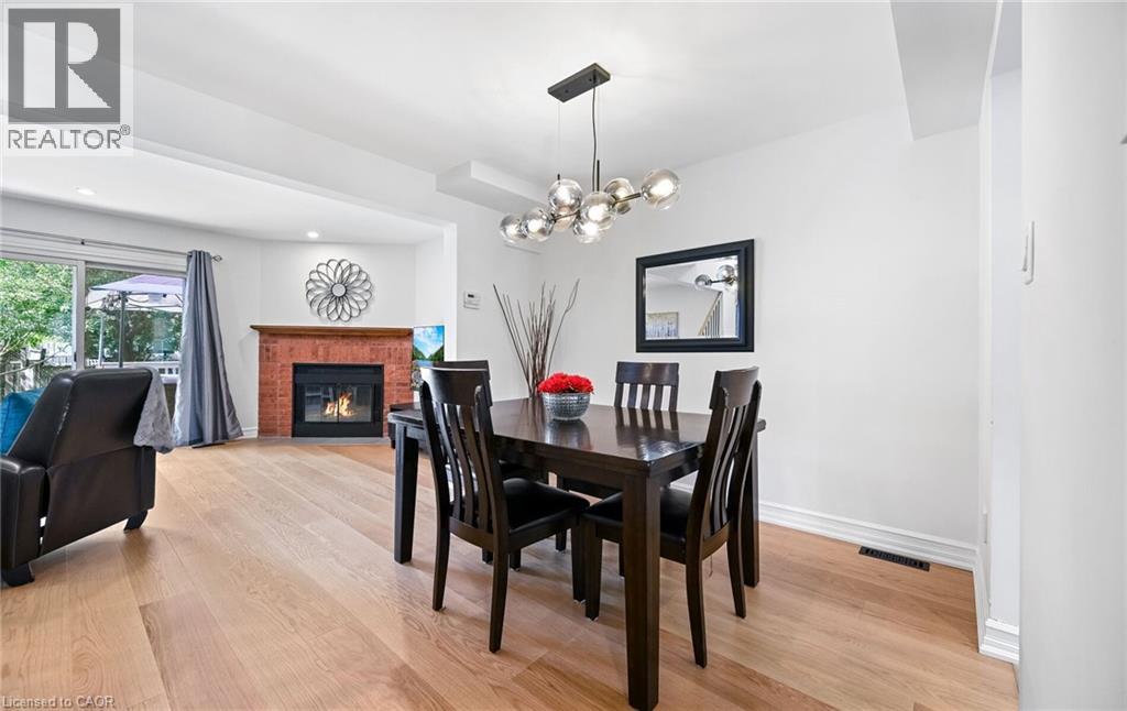 2048 Chrisdon Road, Burlington, Ontario  L7M 3W9 - Photo 9 - 40771523