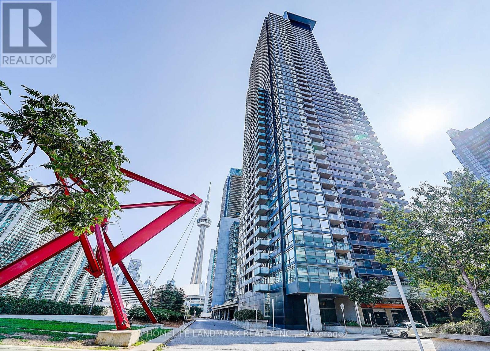 1612 - 25 TELEGRAM MEWS, Toronto, Ontario