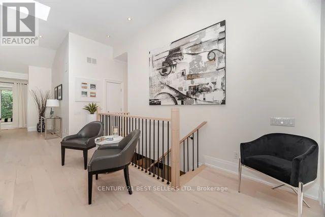 1595 Calverton Court, Mississauga, Ontario  L5G 2W4 - Photo 31 - W12425098
