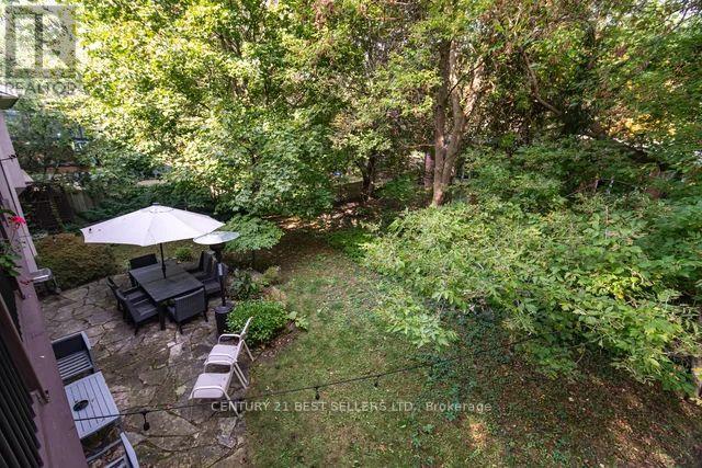 1595 Calverton Court, Mississauga, Ontario  L5G 2W4 - Photo 27 - W12425098