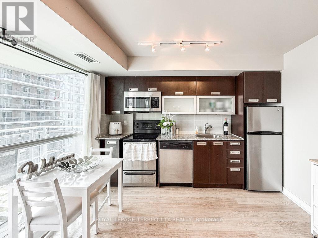 1901 - 100 Western Battery Road, Toronto, Ontario  M6K 3S2 - Photo 5 - C12427158