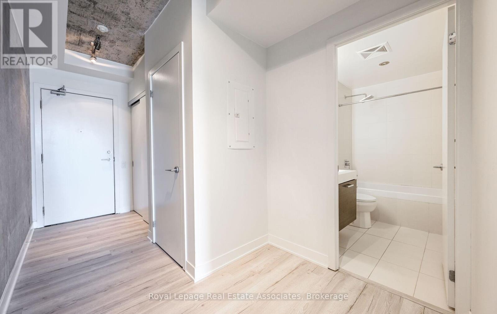 1401 - 318 King Street E, Toronto, Ontario  M5A 0C1 - Photo 11 - C12427186