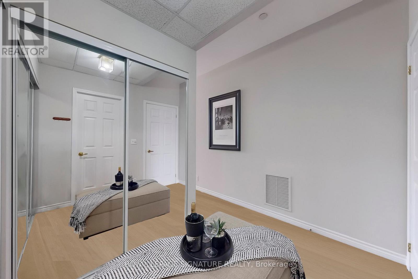 209 - 980 Yonge Street, Toronto, Ontario  M4W 3V8 - Photo 18 - C12427231