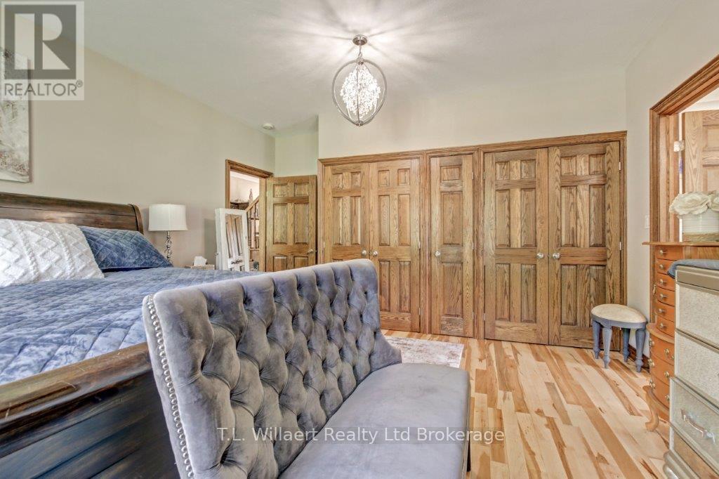21 Charlton Street, Norfolk, Ontario  N3Y 4J9 - Photo 11 - X12427302