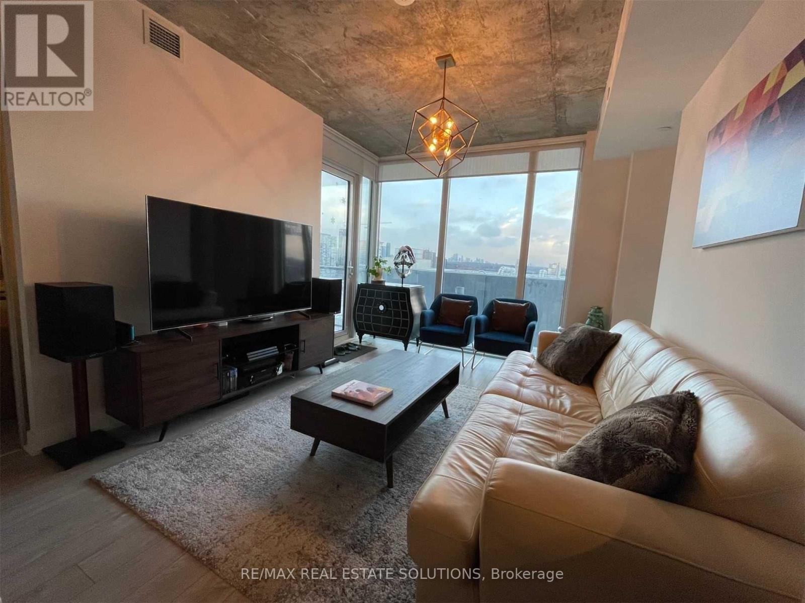 1701 - 15 Baseball Place, Toronto, Ontario  M4M 0E6 - Photo 5 - E12427148