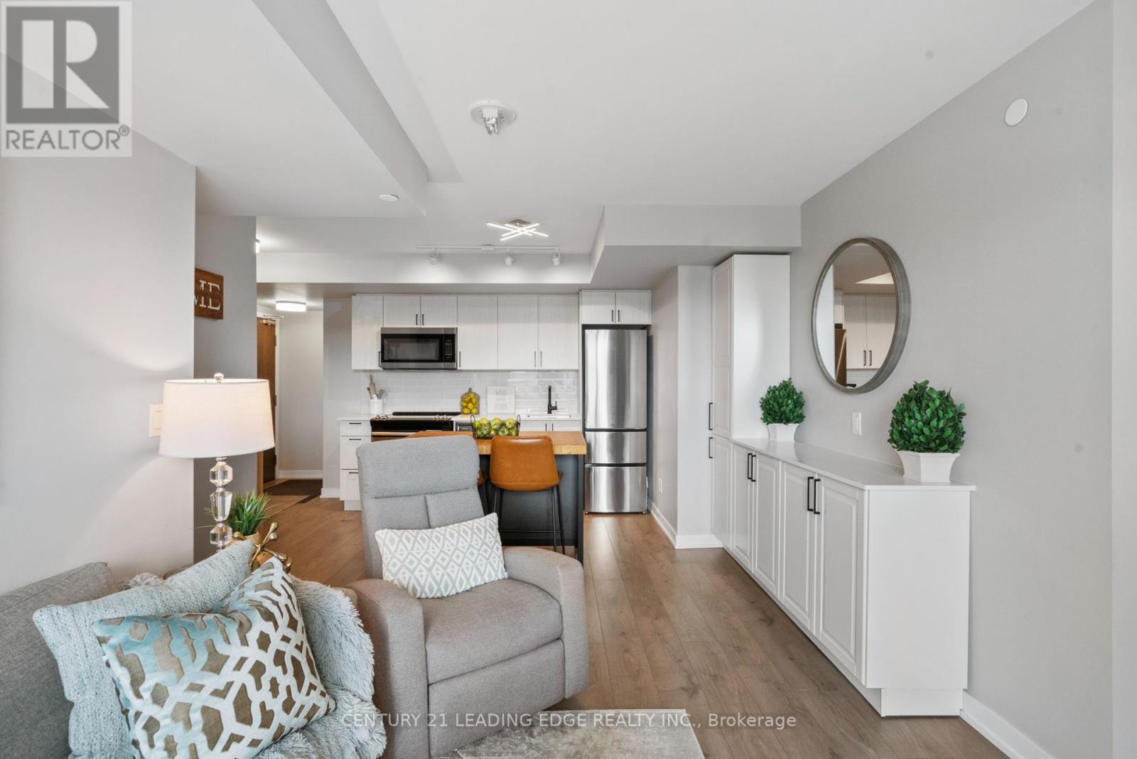 207 - 1401 O'connor Drive, Toronto, Ontario  M4B 2V5 - Photo 8 - E12427174