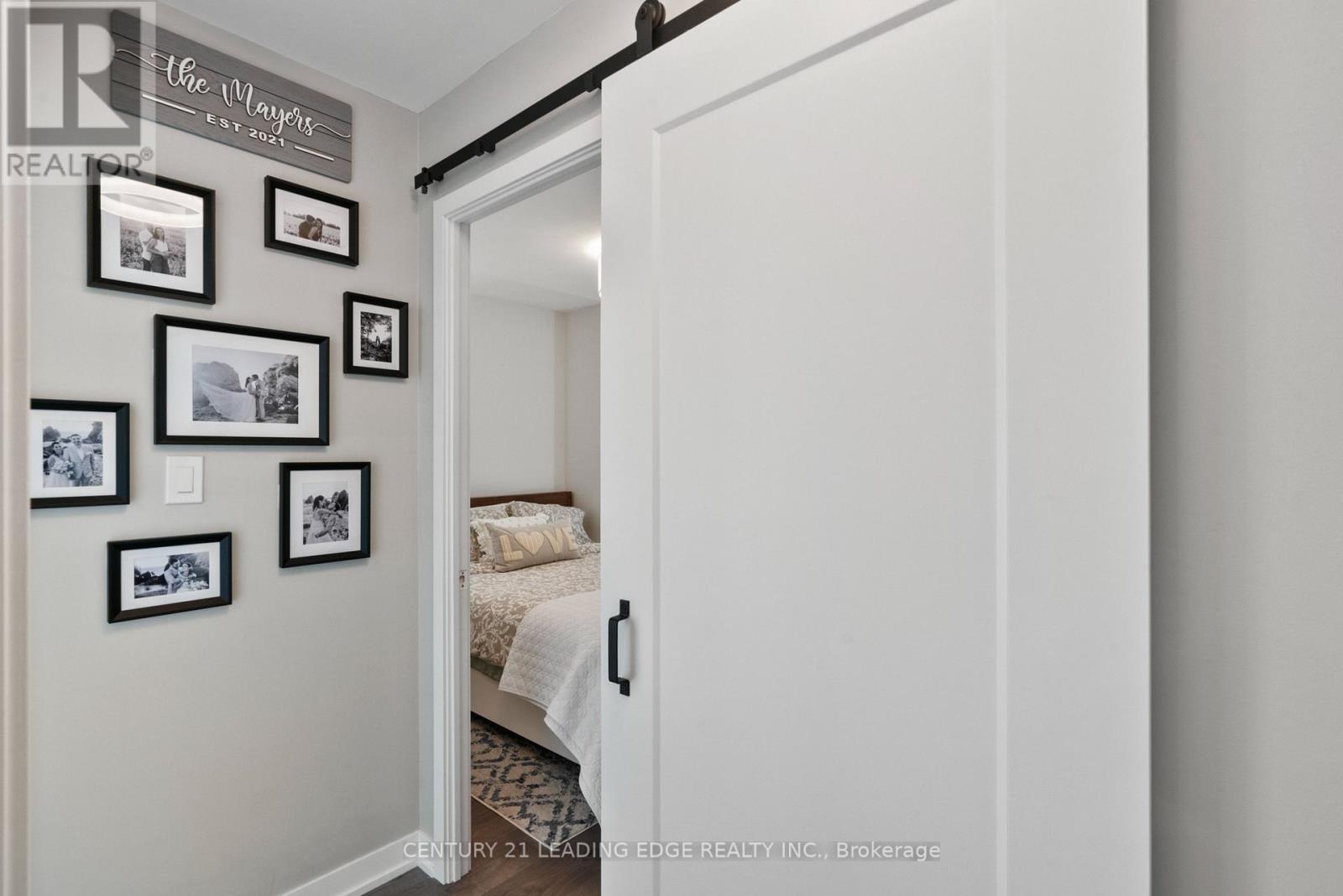 207 - 1401 O'connor Drive, Toronto, Ontario  M4B 2V5 - Photo 13 - E12427247