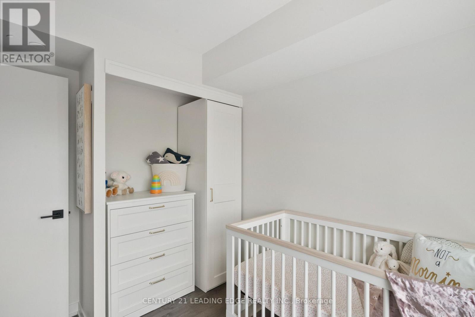 207 - 1401 O'connor Drive, Toronto, Ontario  M4B 2V5 - Photo 17 - E12427247