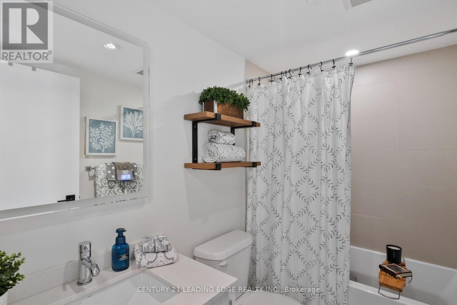 207 - 1401 O'connor Drive, Toronto, Ontario  M4B 2V5 - Photo 19 - E12427247
