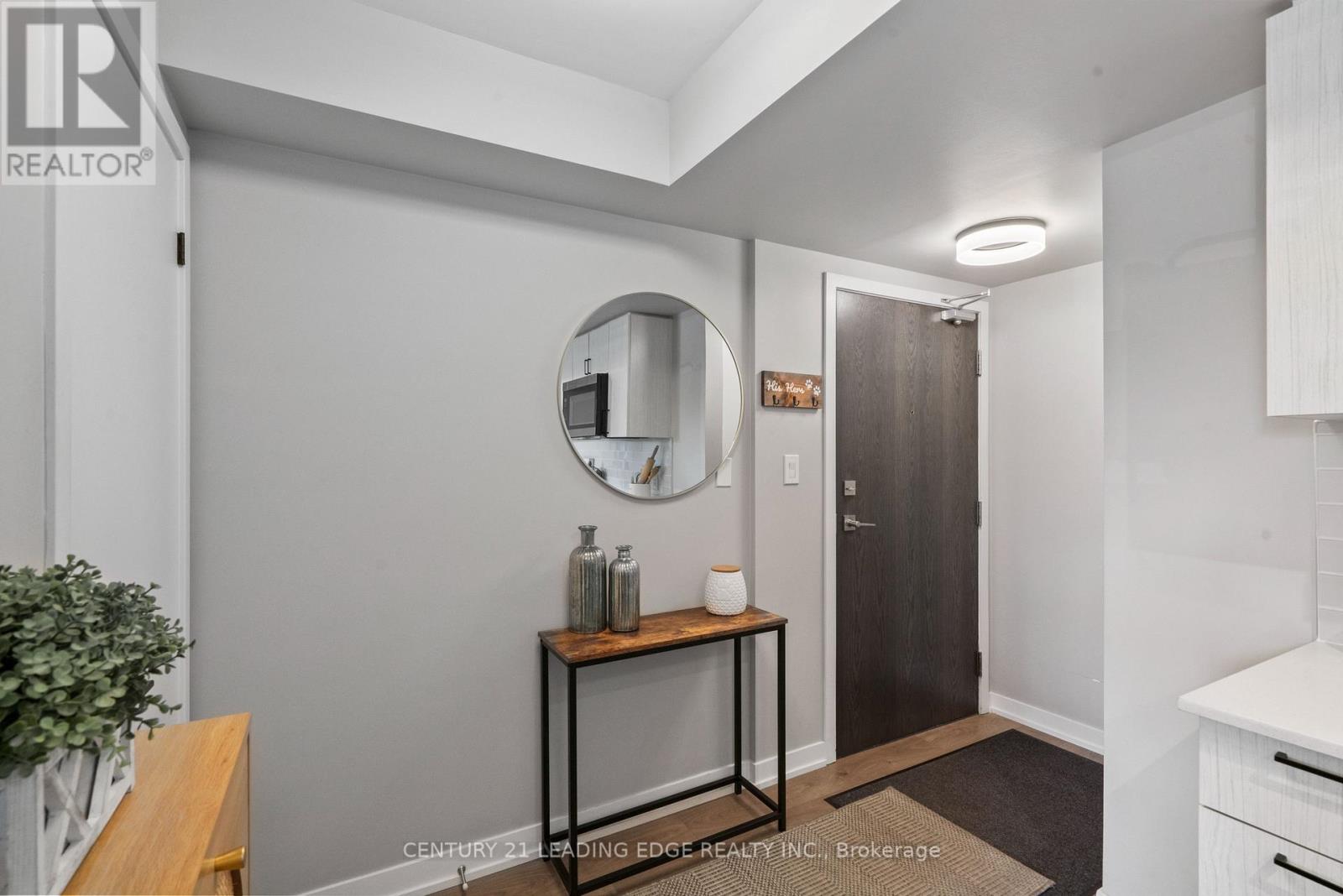 207 - 1401 O'connor Drive, Toronto, Ontario  M4B 2V5 - Photo 3 - E12427247