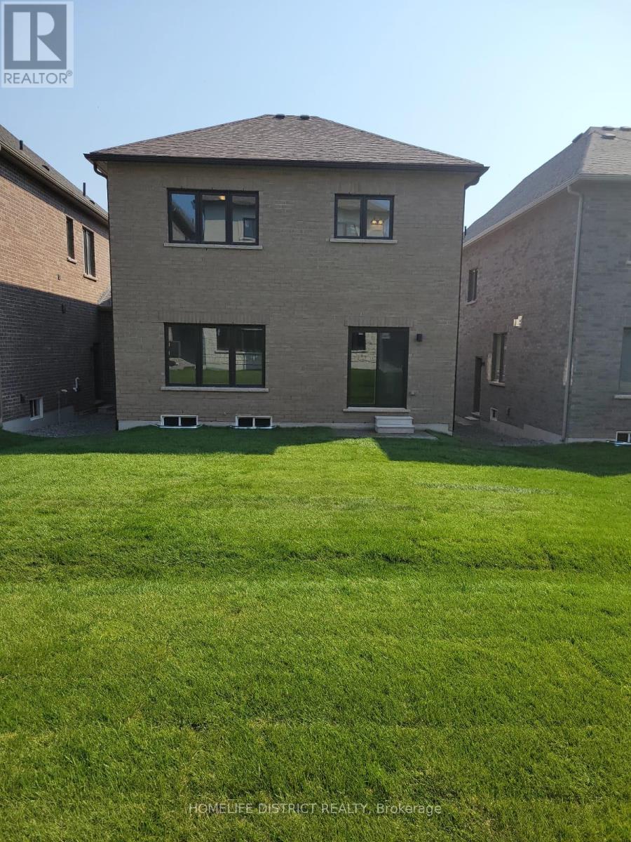 238 Flood Avenue, Clarington, Ontario  L1B 0C9 - Photo 7 - E12427251