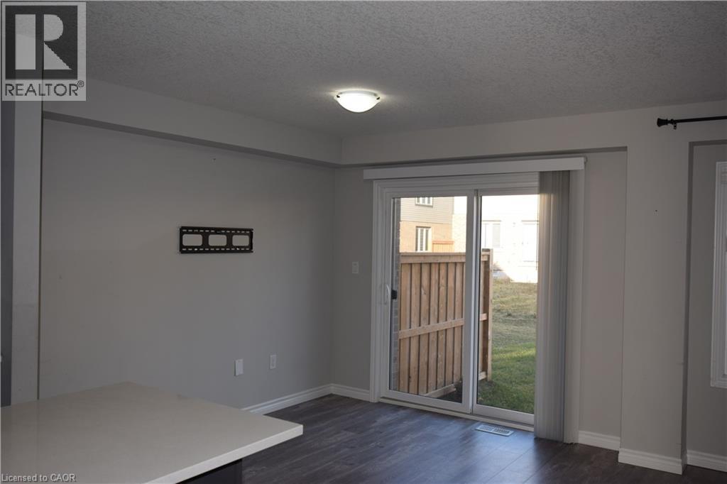 43 Munch Avenue, Cambridge, Ontario  N1R 8K3 - Photo 6 - 40773762