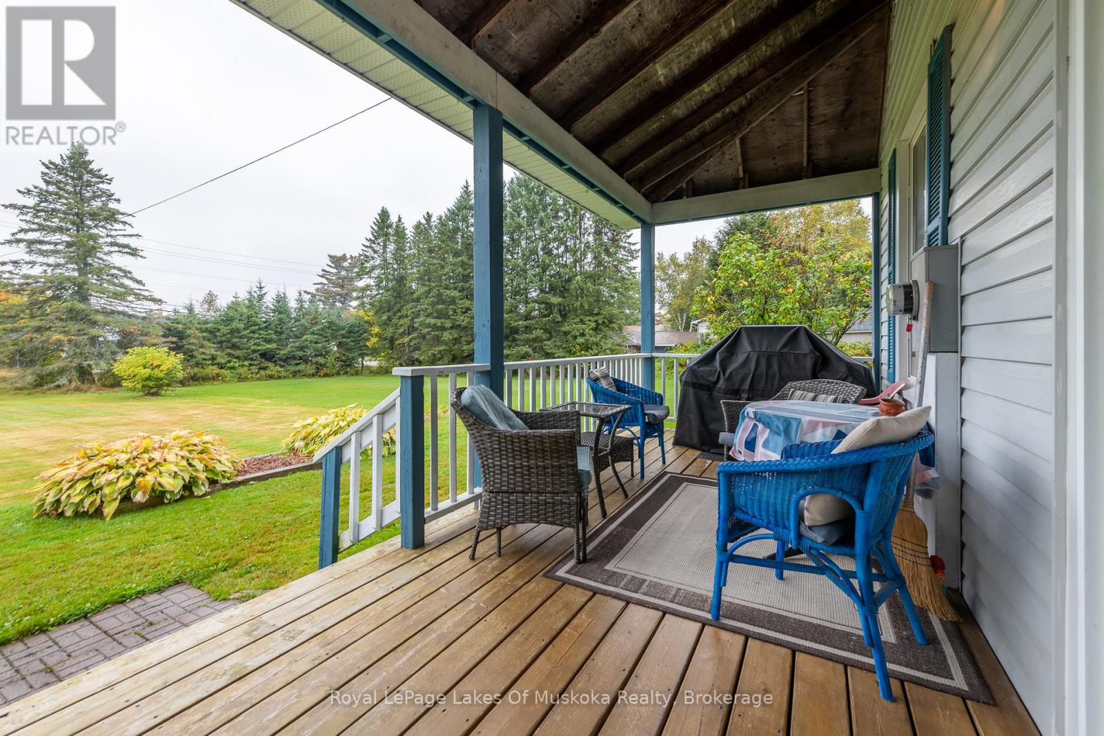 97 James Street, Burk's Falls, Ontario  P0A 1C0 - Photo 24 - X12427321