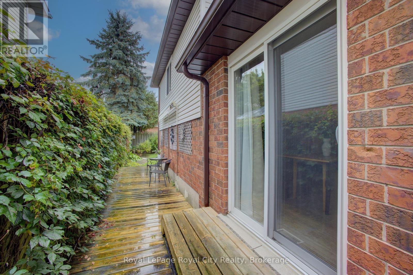 532 Flannery Drive, Centre Wellington, Ontario  N1M 3P4 - Photo 25 - X12427345