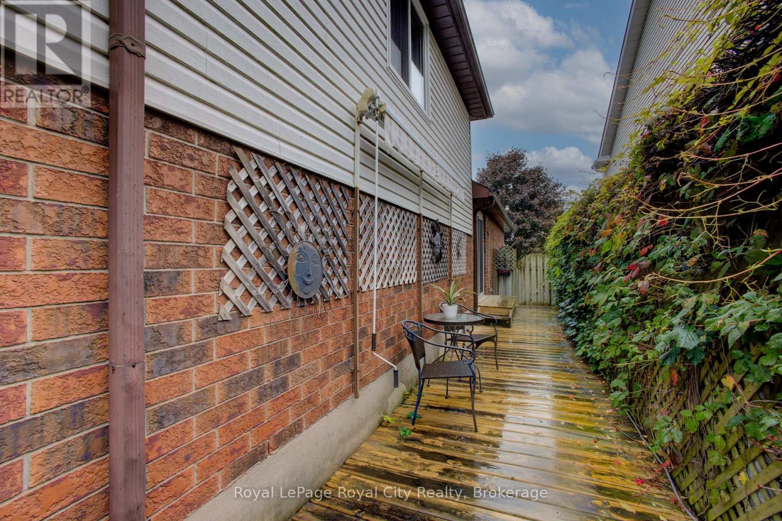 532 Flannery Drive, Centre Wellington, Ontario  N1M 3P4 - Photo 26 - X12427345