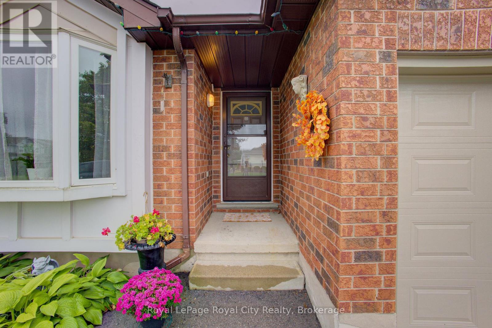 532 Flannery Drive, Centre Wellington, Ontario  N1M 3P4 - Photo 4 - X12427345