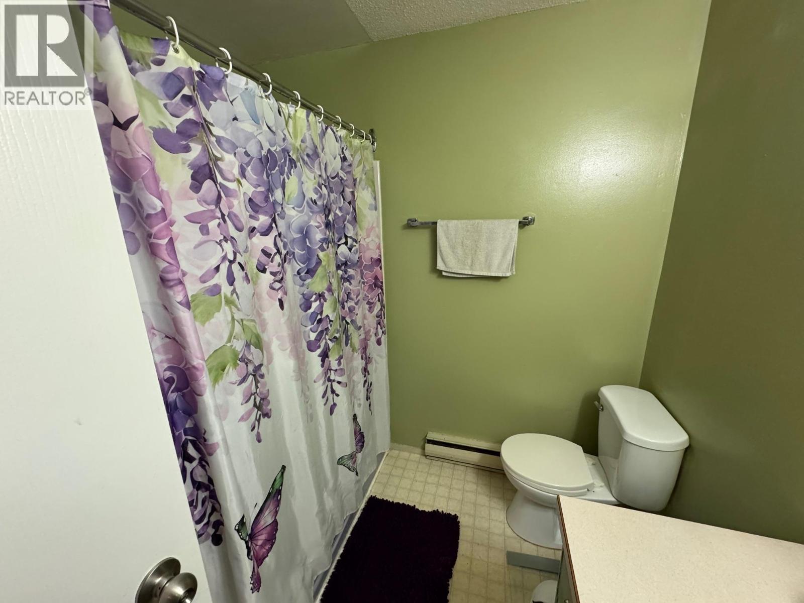 70 Juniper Avenue, Fruitvale, British Columbia  V0G 1L0 - Photo 6 - 10362403