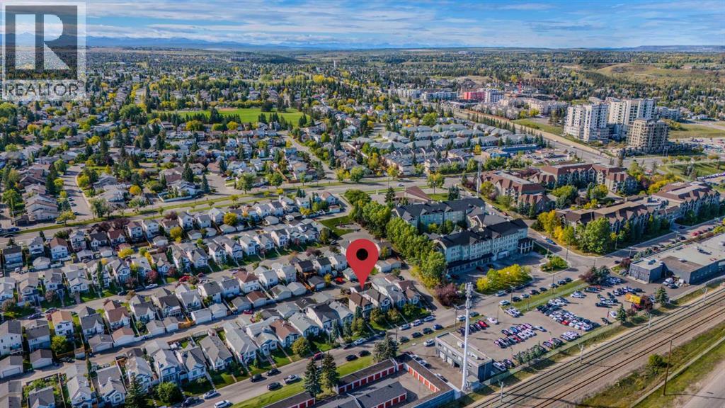 14993 5 Street Sw, Calgary, Alberta  T2Y 3E2 - Photo 3 - A2260094