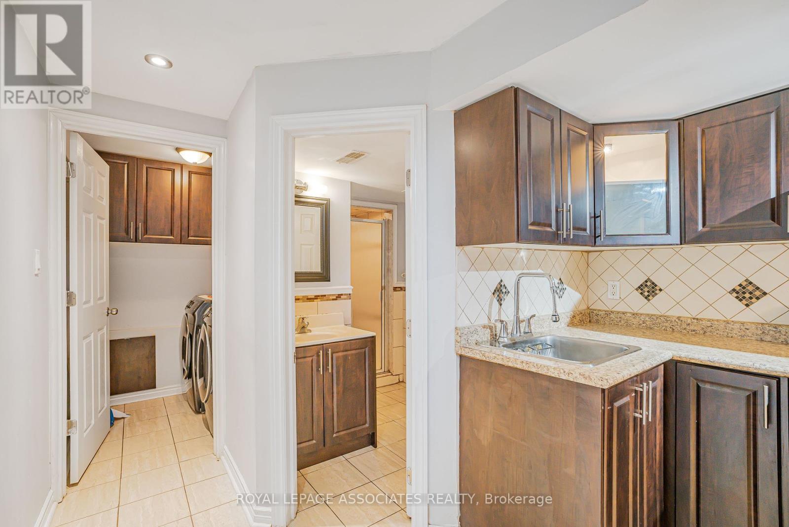 Bsmt - 36 Clandfield Street, Markham, Ontario  L3S 4G7 - Photo 5 - N12427149