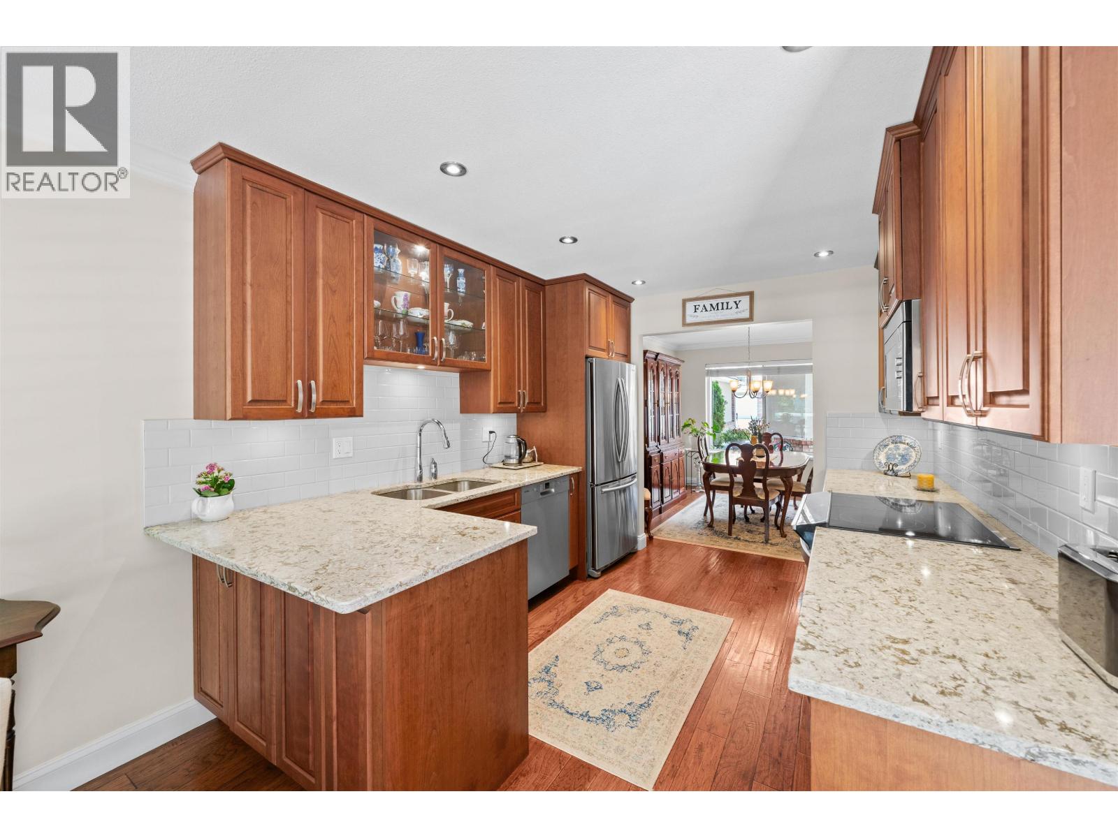 12 72 Jamieson Court, New Westminster, British Columbia  V3L 5R6 - Photo 6 - R3049935