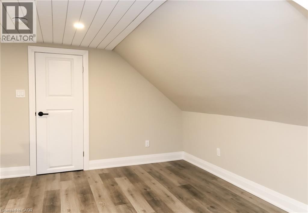 574 Cannon Street E, Hamilton, Ontario  L8L 2G4 - Photo 21 - 40773631