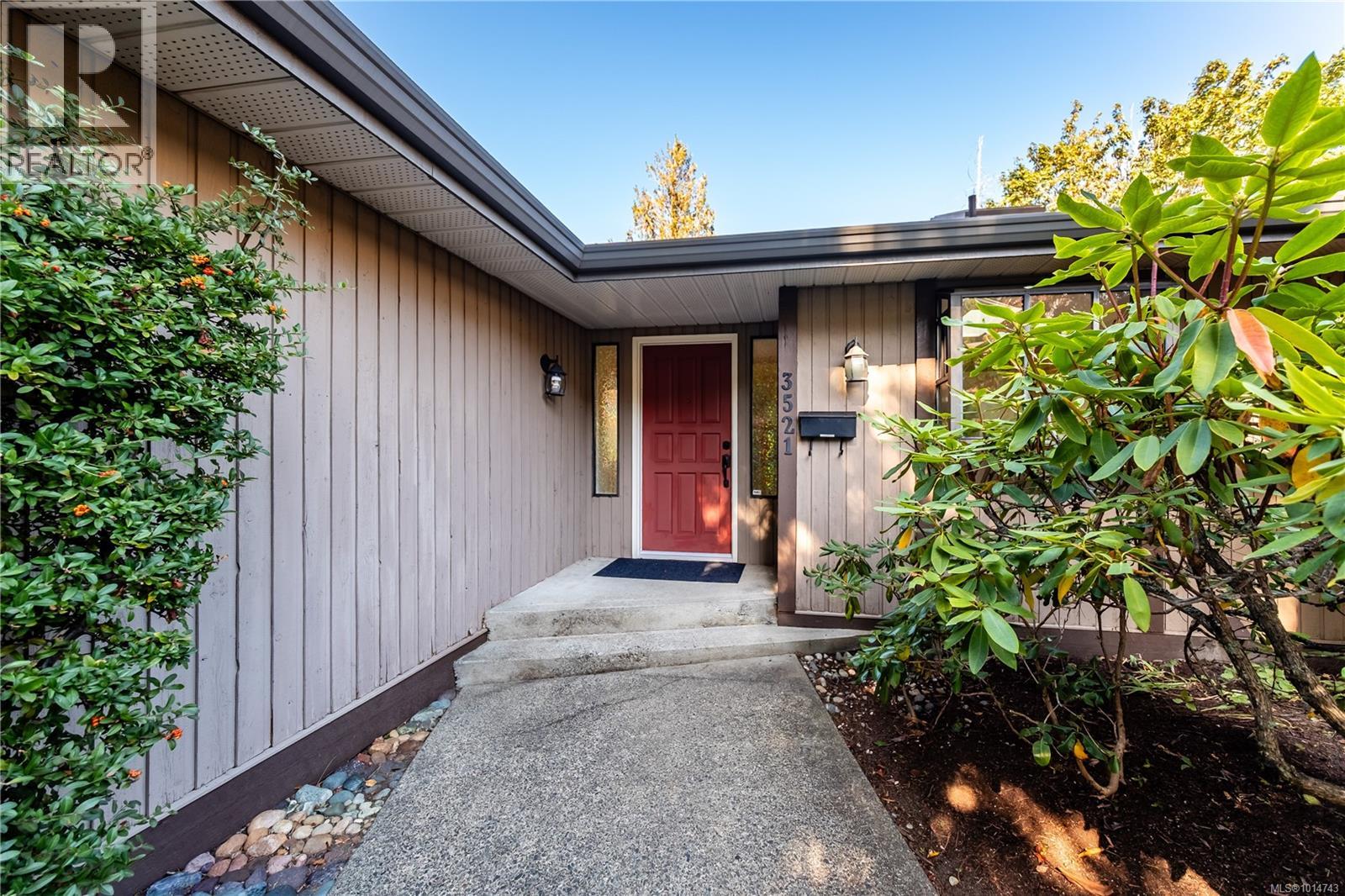 3521 Fairview Dr, Nanaimo, British Columbia  V9T 4R5 - Photo 2 - 1014743