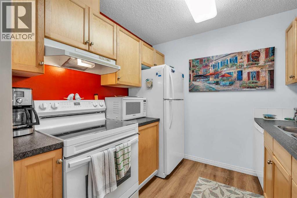106, 2022 Canyon Meadows Drive Se, Calgary, Alberta  T1J 7H1 - Photo 10 - A2255765
