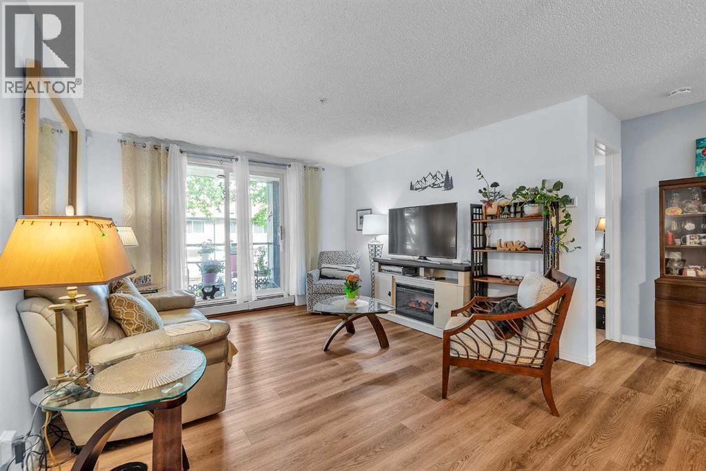 106, 2022 Canyon Meadows Drive Se, Calgary, Alberta  T1J 7H1 - Photo 5 - A2255765