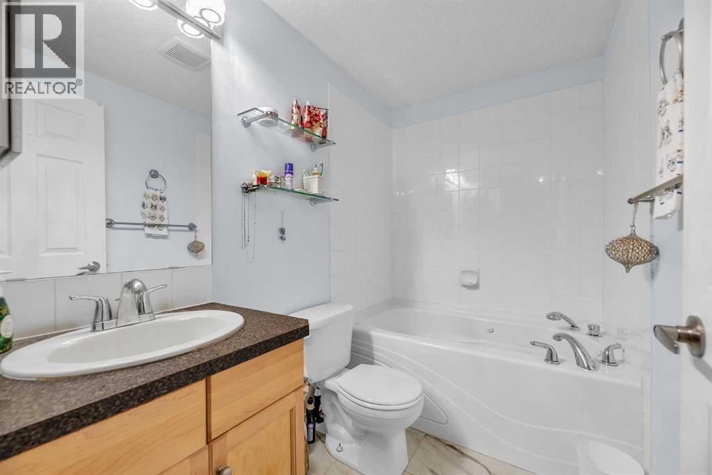 106, 2022 Canyon Meadows Drive Se, Calgary, Alberta  T1J 7H1 - Photo 15 - A2255765