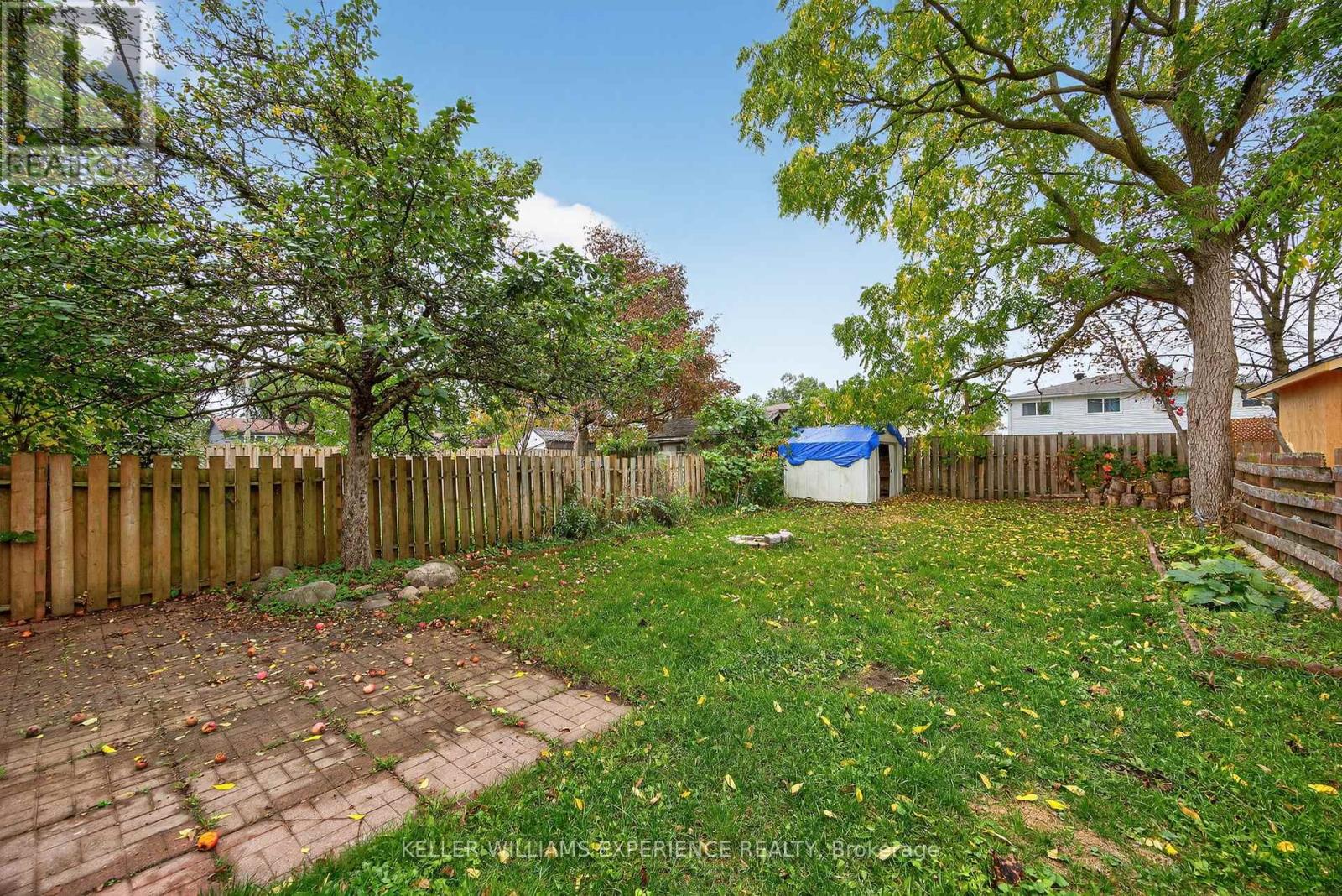 79 Carlton Road, Barrie, Ontario  L4M 5K8 - Photo 41 - S12427206