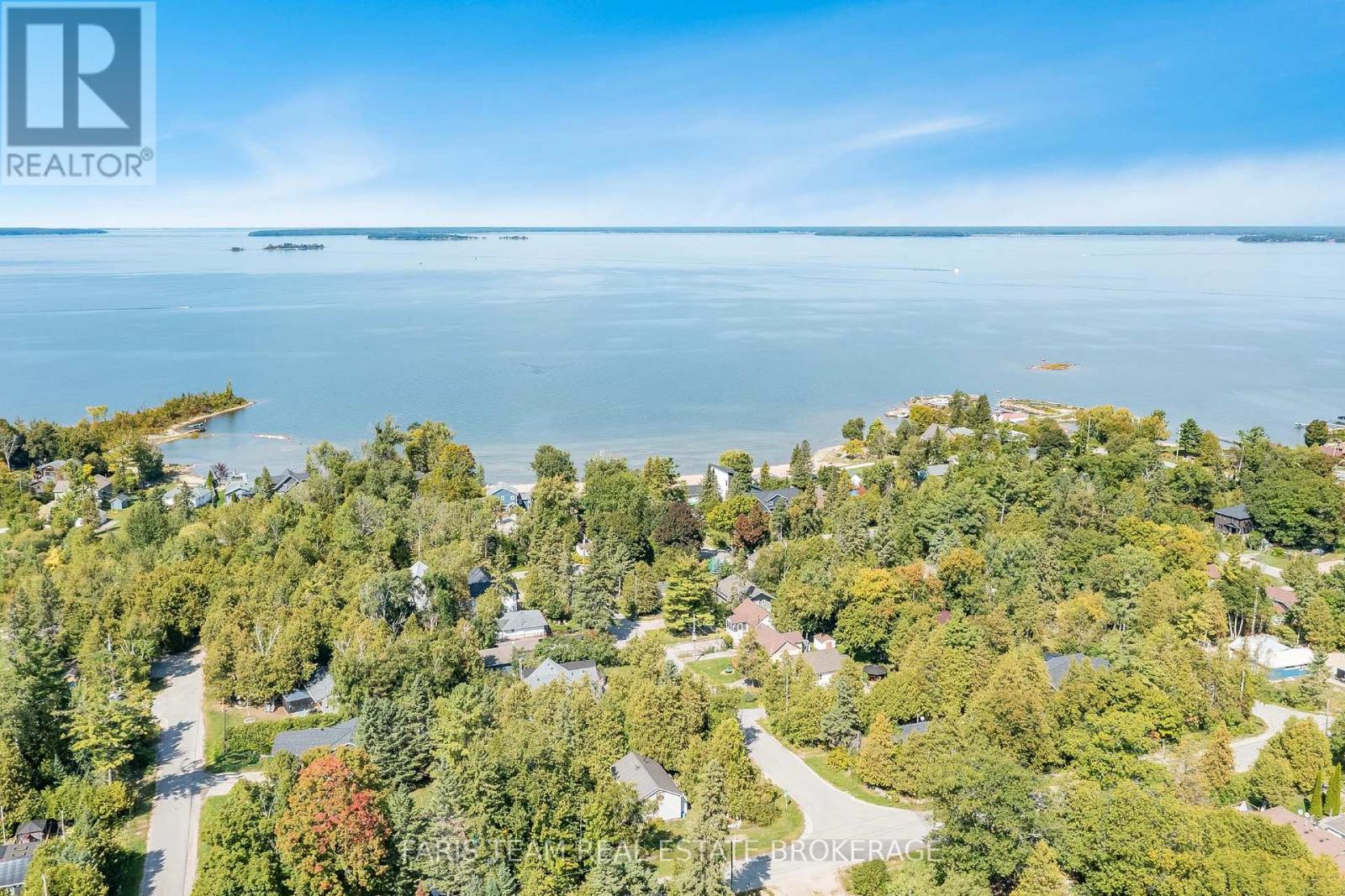 16 Waterside Drive, Tay, Ontario  L0K 1R0 - Photo 27 - S12427263