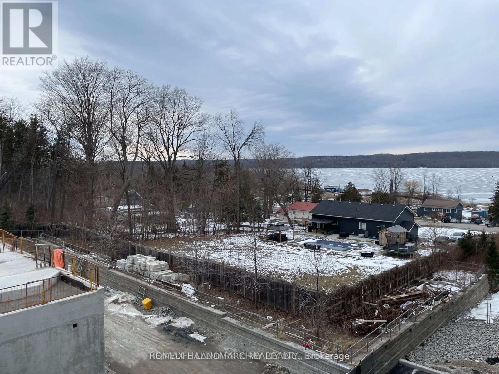 202 - 56 Lakeside Terrace, Barrie, Ontario  L4M 7B9 - Photo 2 - S12286803