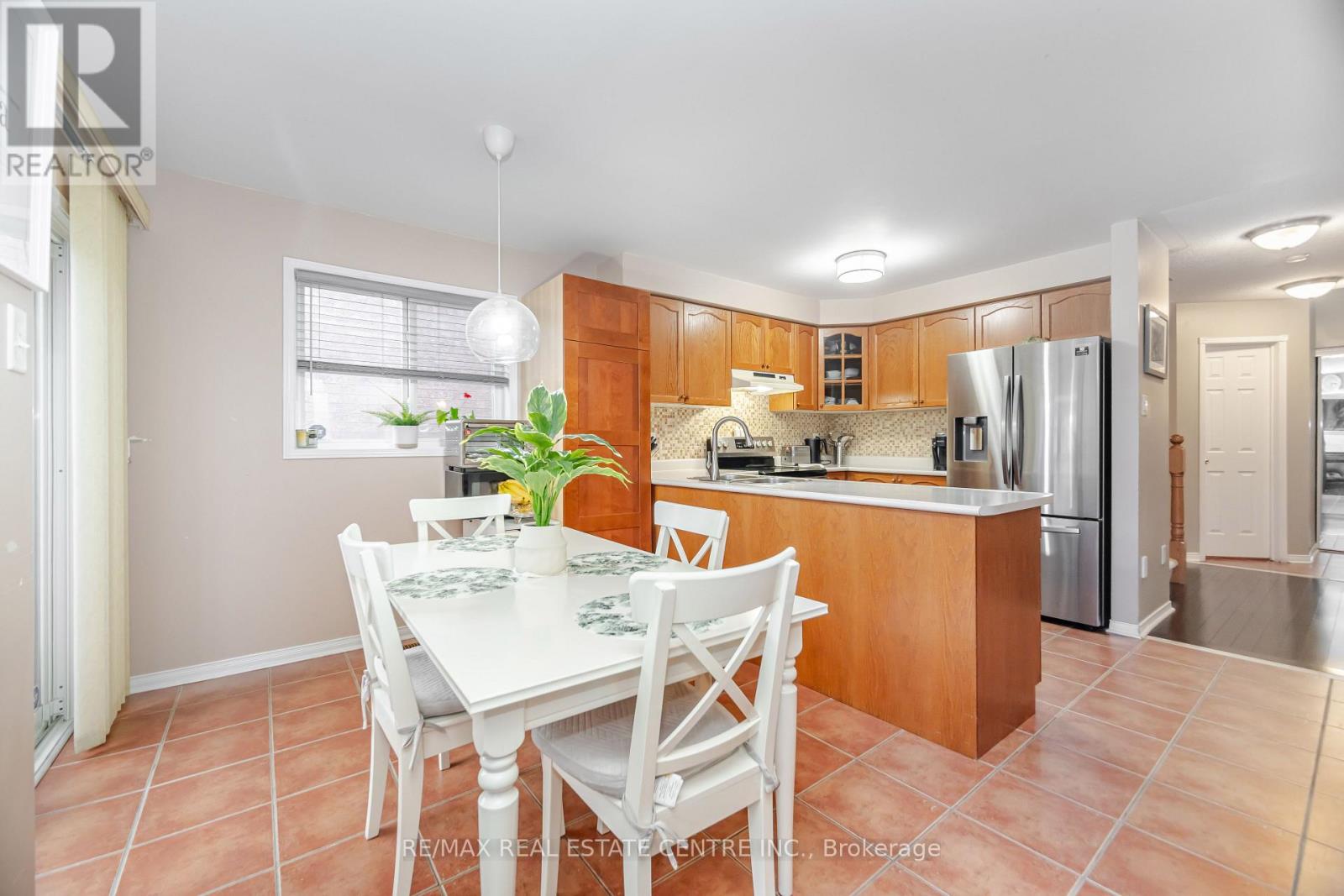 59 Vintage Gate, Brampton, Ontario  L6X 5C3 - Photo 20 - W12427157