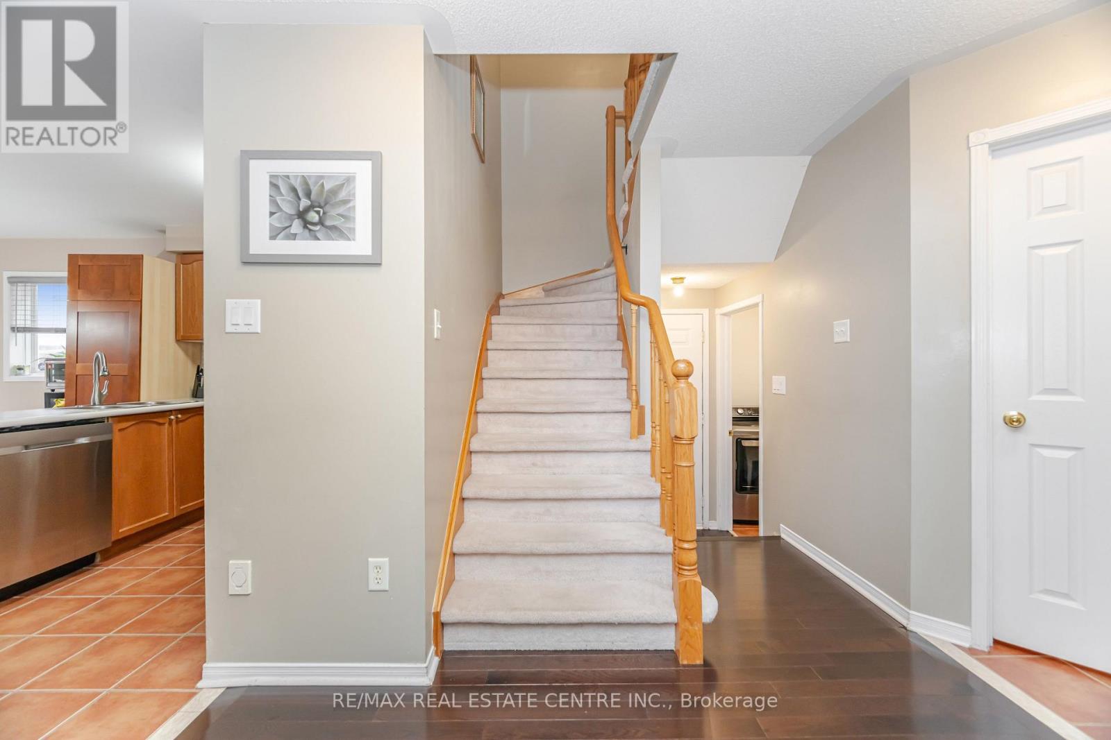 59 Vintage Gate, Brampton, Ontario  L6X 5C3 - Photo 27 - W12427157