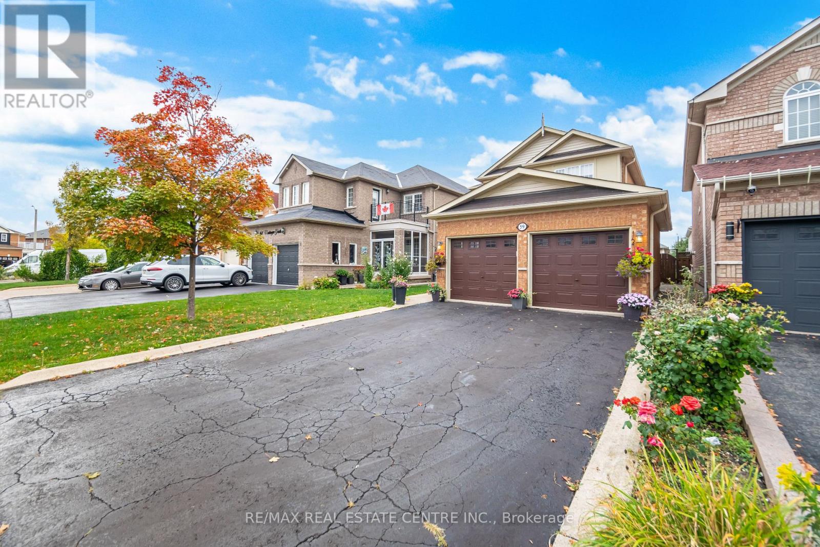 59 Vintage Gate, Brampton, Ontario  L6X 5C3 - Photo 4 - W12427157