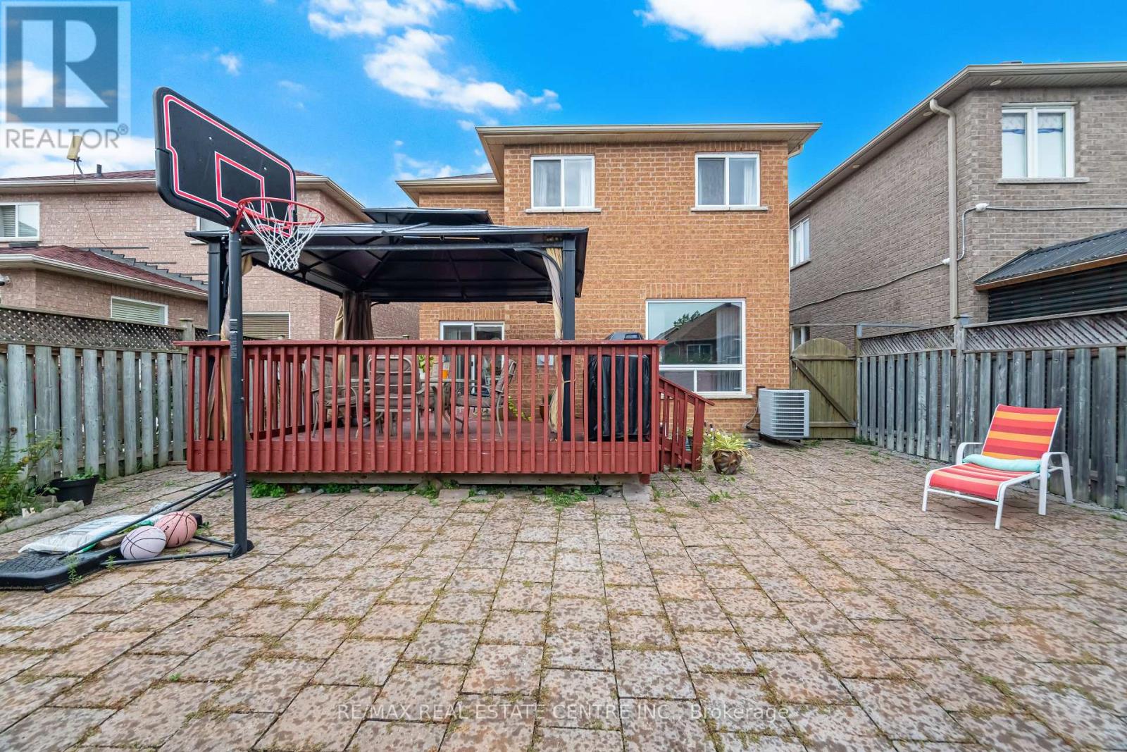 59 Vintage Gate, Brampton, Ontario  L6X 5C3 - Photo 49 - W12427157