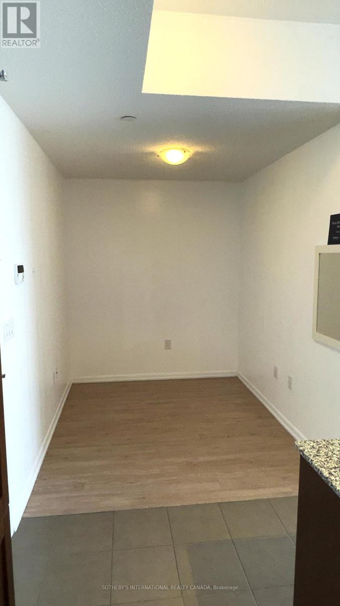 802 - 830 Lawrence Avenue W, Toronto, Ontario  M6A 1C3 - Photo 6 - W12427180