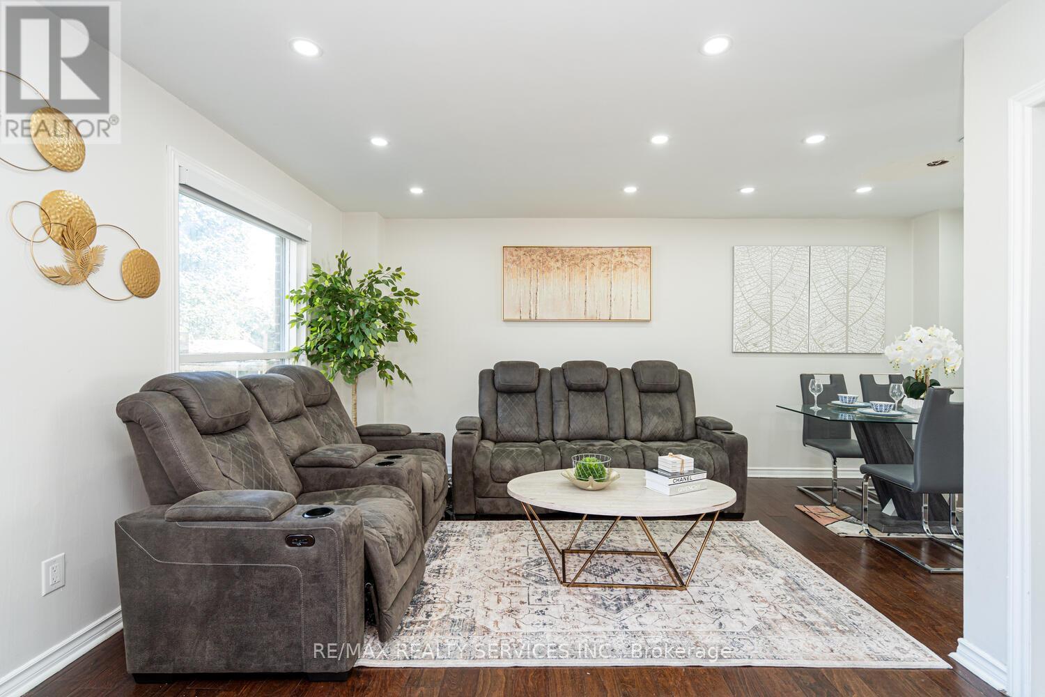 172 Hansen Road, Brampton, Ontario  L6V 2G6 - Photo 15 - W12427193