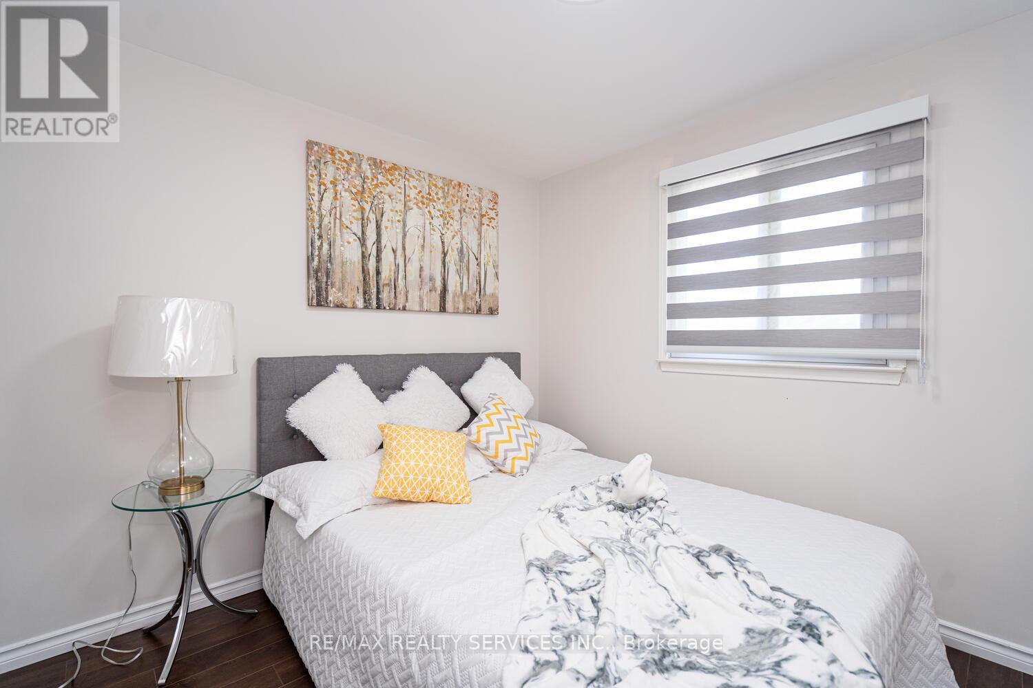 172 Hansen Road, Brampton, Ontario  L6V 2G6 - Photo 22 - W12427193