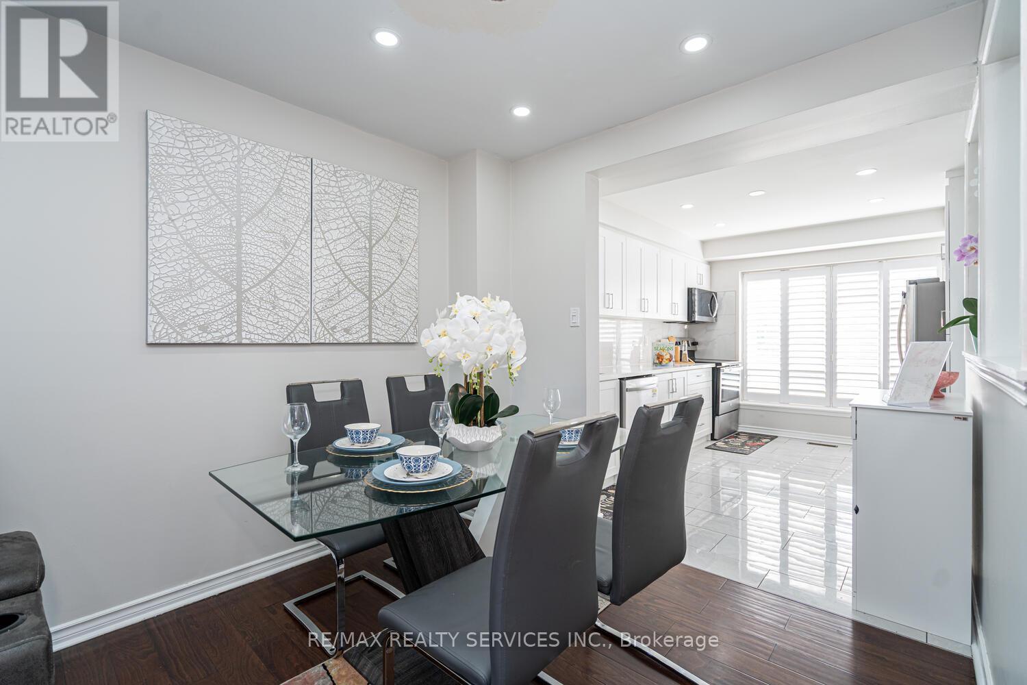 172 Hansen Road, Brampton, Ontario  L6V 2G6 - Photo 9 - W12427193