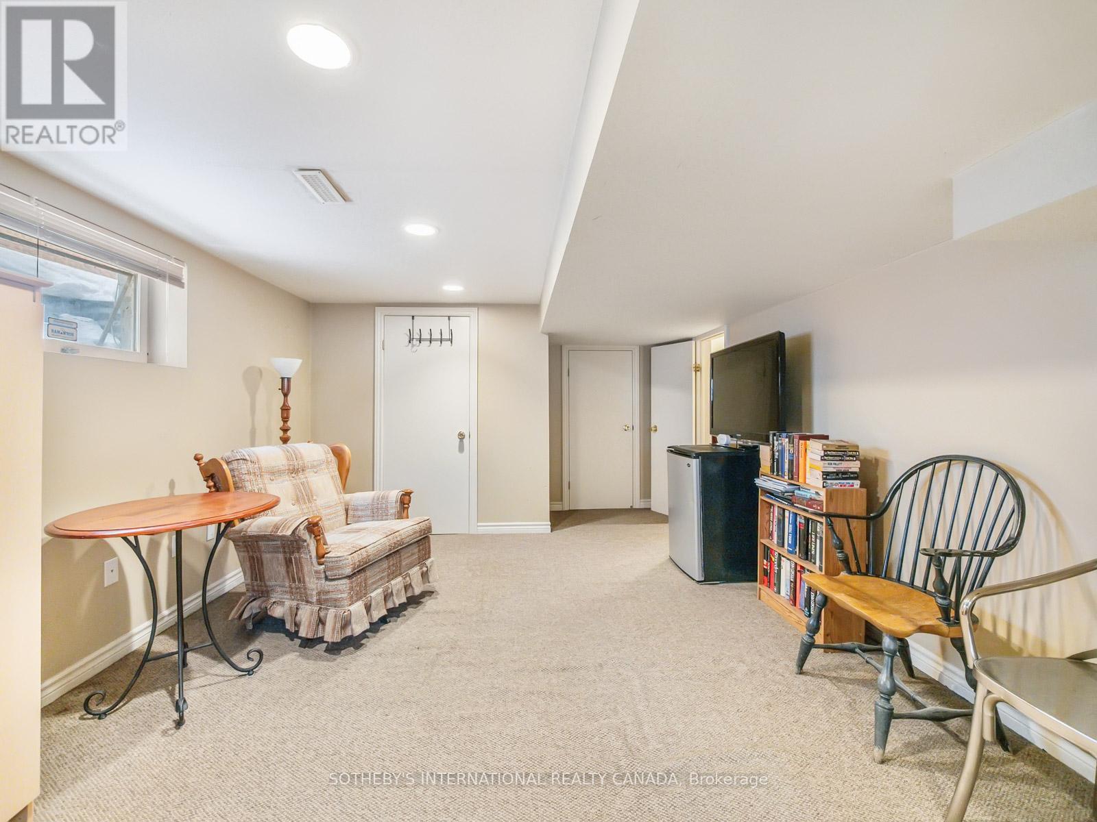 1601 Calumet Place, Mississauga, Ontario  L5J 3B1 - Photo 35 - W12427213