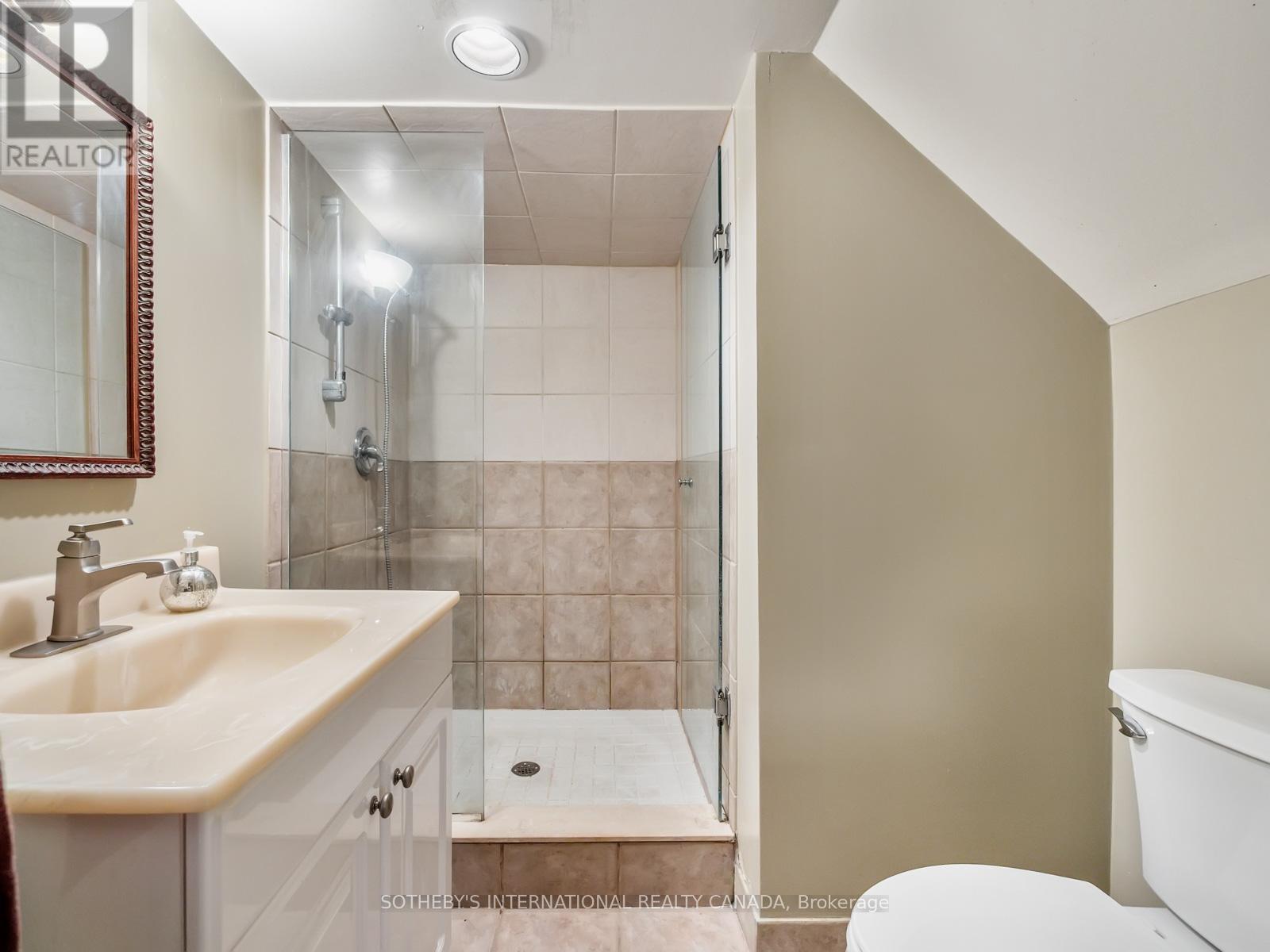 1601 Calumet Place, Mississauga, Ontario  L5J 3B1 - Photo 36 - W12427213