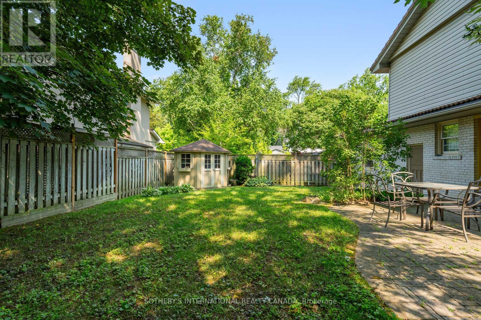 1601 Calumet Place, Mississauga, Ontario  L5J 3B1 - Photo 37 - W12427213
