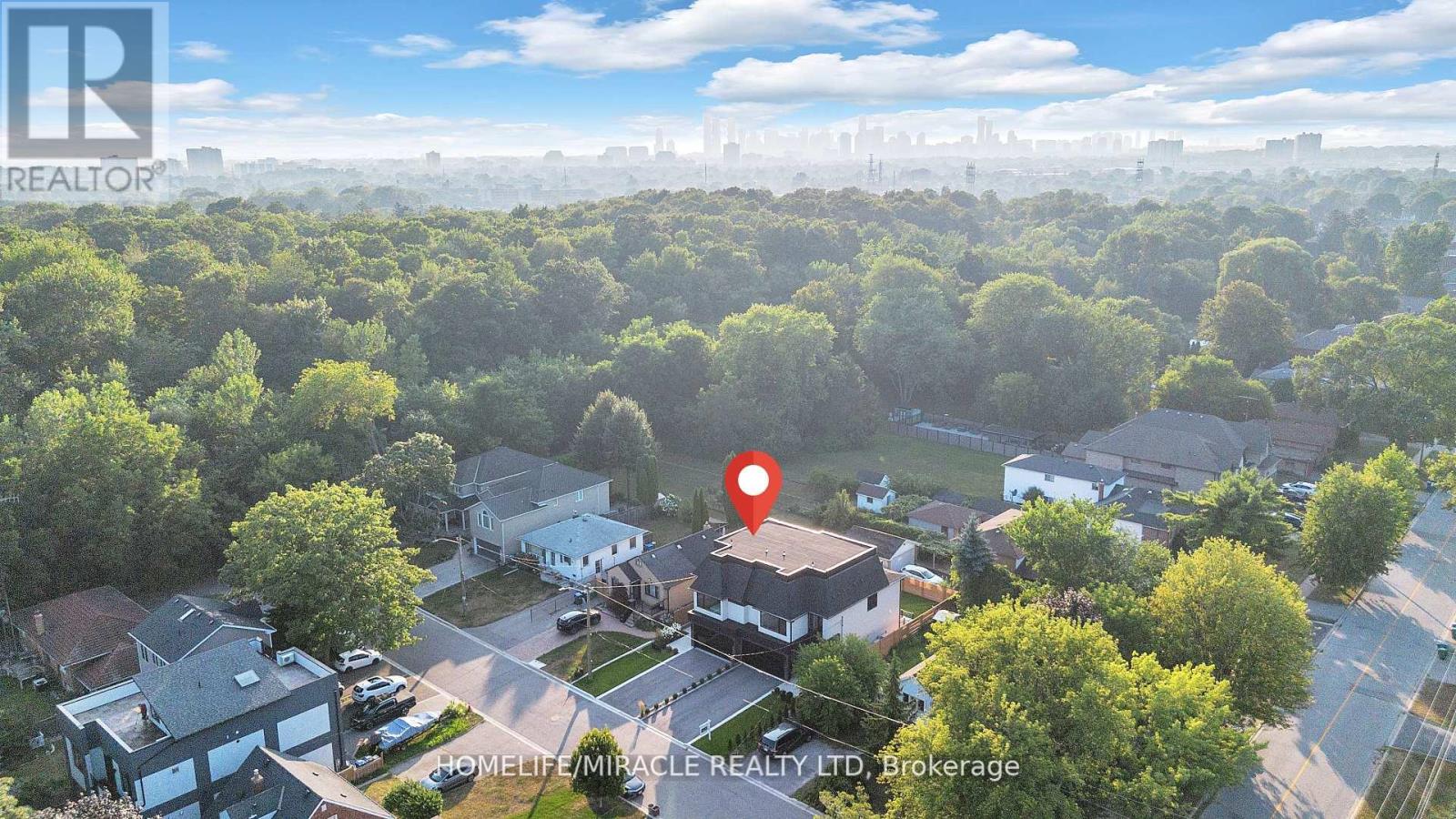 853 Tenth Street, Mississauga, Ontario  L5E 1S7 - Photo 37 - W12427217