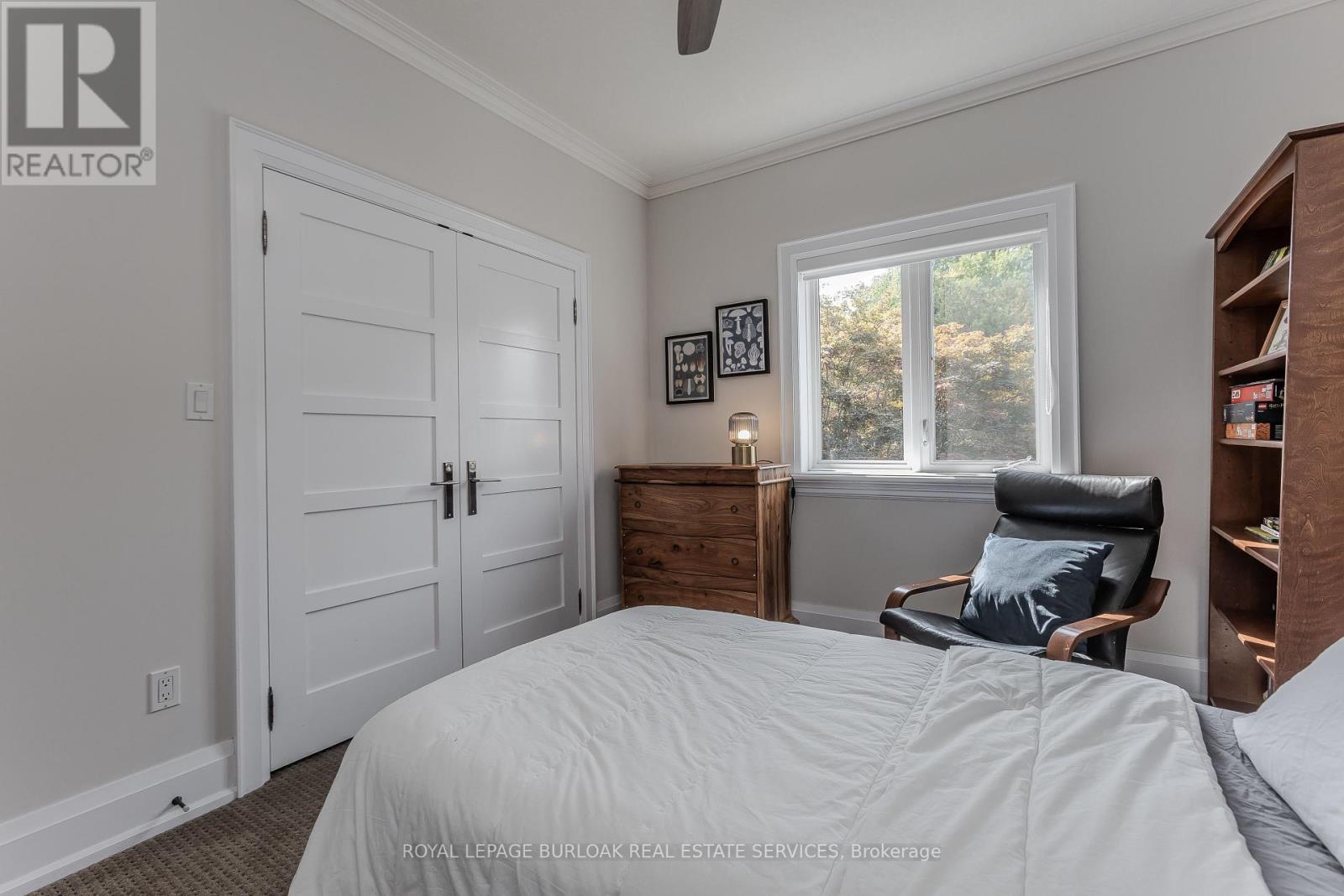 694 Cedar Avenue, Burlington, Ontario  L7T 2R7 - Photo 35 - W12427262
